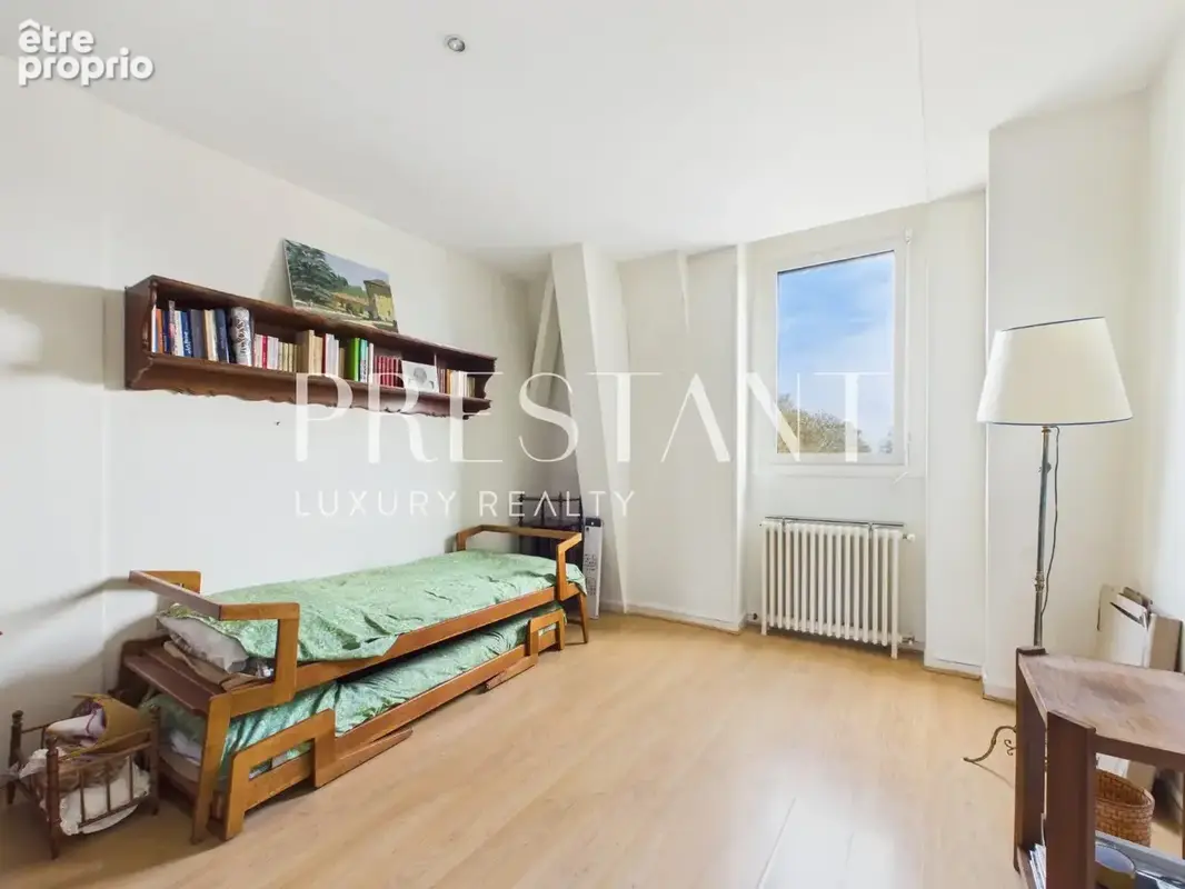Appartement face au Jardin Public, au cur de lune des adresses les plus prestigieuses de Bordeaux. - photo 24
