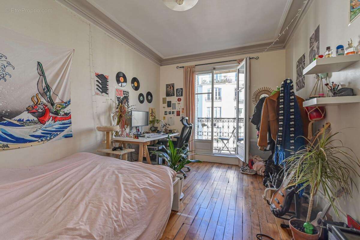 Appartement à PARIS-18E