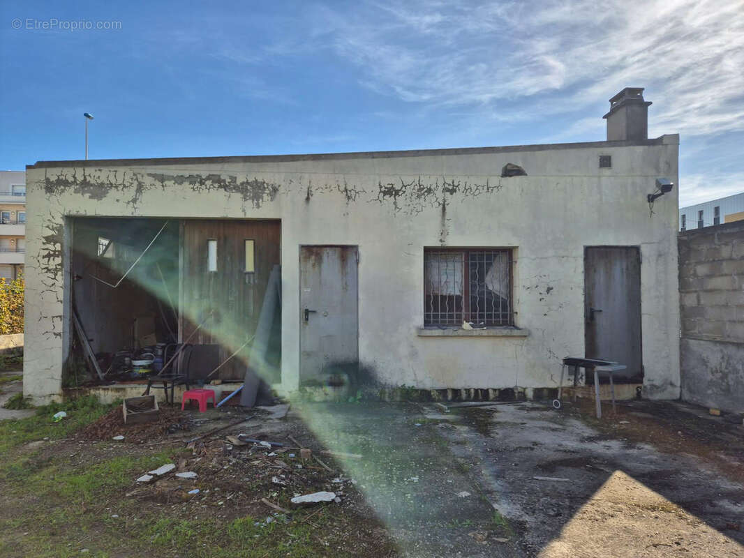 Terrain à VILLEPINTE