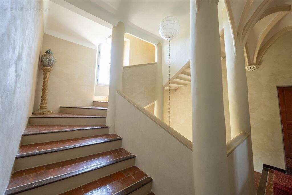 Maison à FIGANIERES