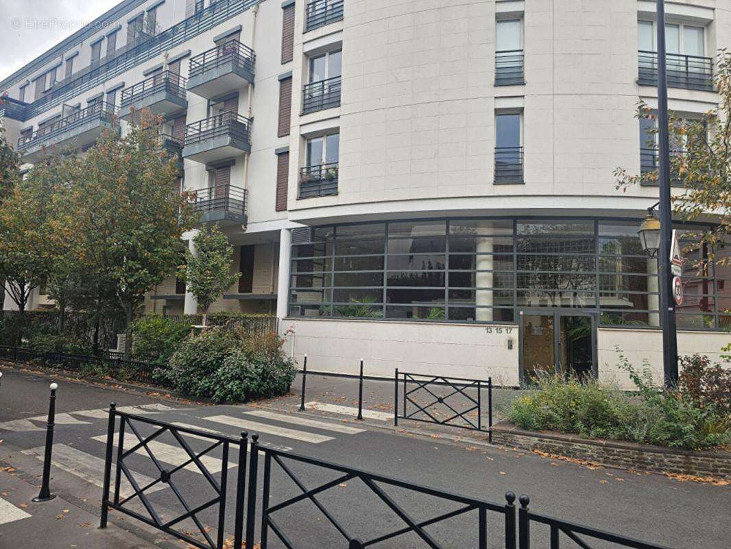 Appartement à COURBEVOIE