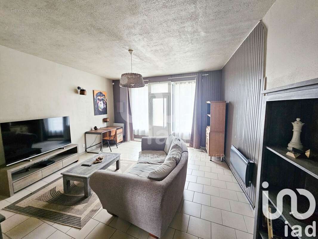 Maison 89 m² à Kergrist  - photo 7