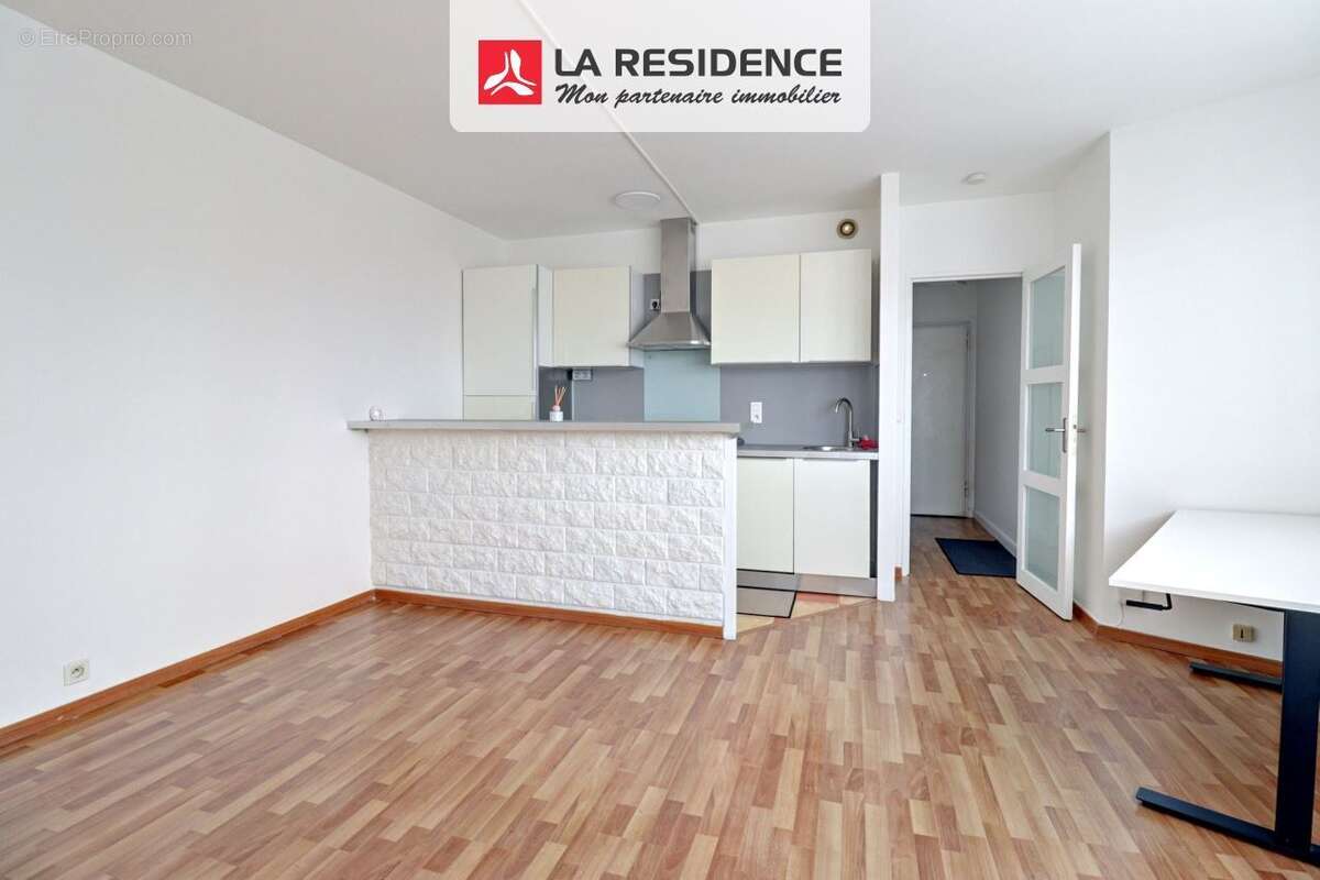Appartement 30 m² à Poissy  - photo 4