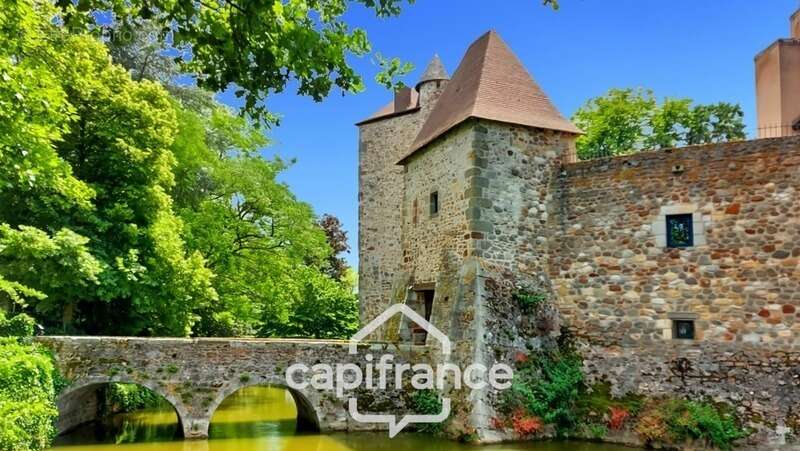 Maison à DOYET