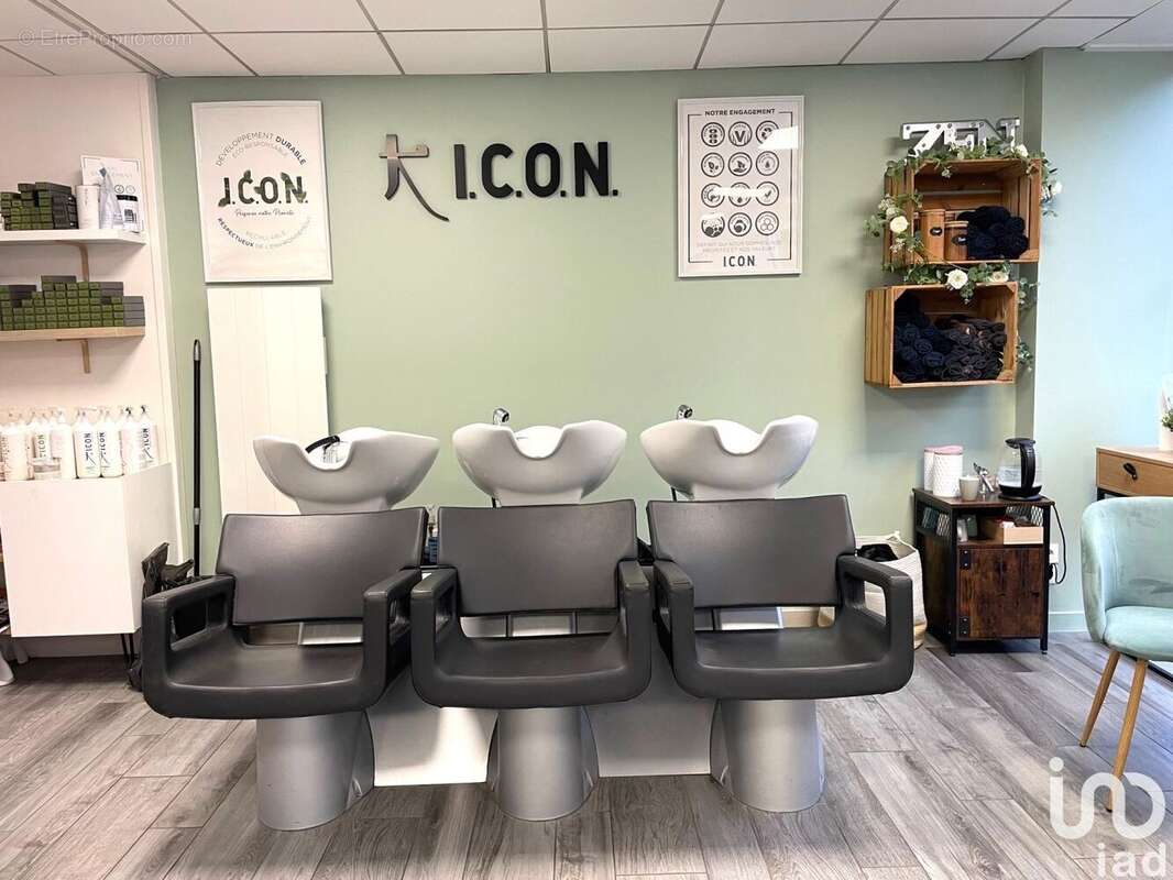 Photo 4 - Commerce à BOURG-ACHARD