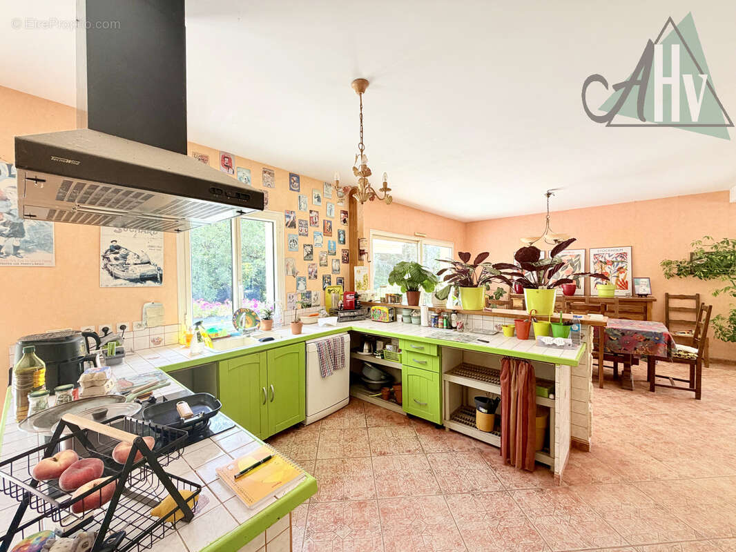 Maison d'architecte - 321 m2 - 4 chambres - photo 12