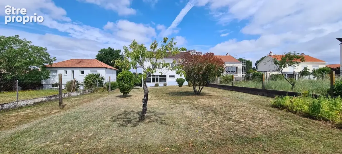 Terrain + Maison Gorges 4 P . 3 Chs . 84.1 M² . T 719 M² . Balcon . Garage . Sous sol - photo 3