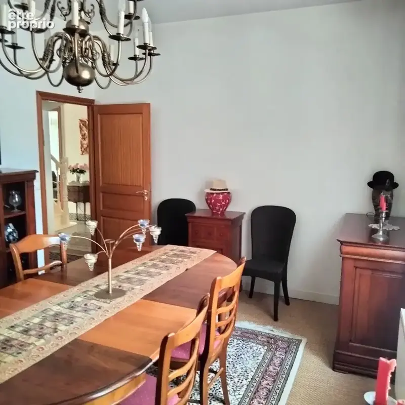 Maison  8 pièce(s) - photo 3