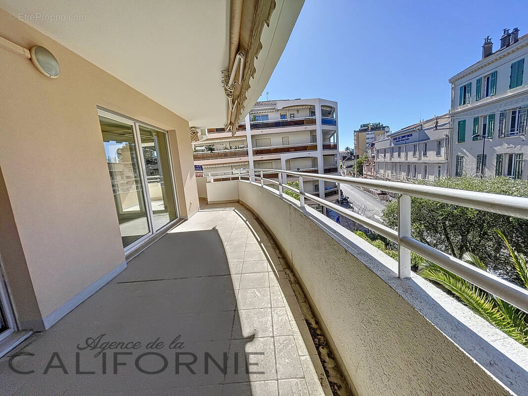 Appartement à CANNES