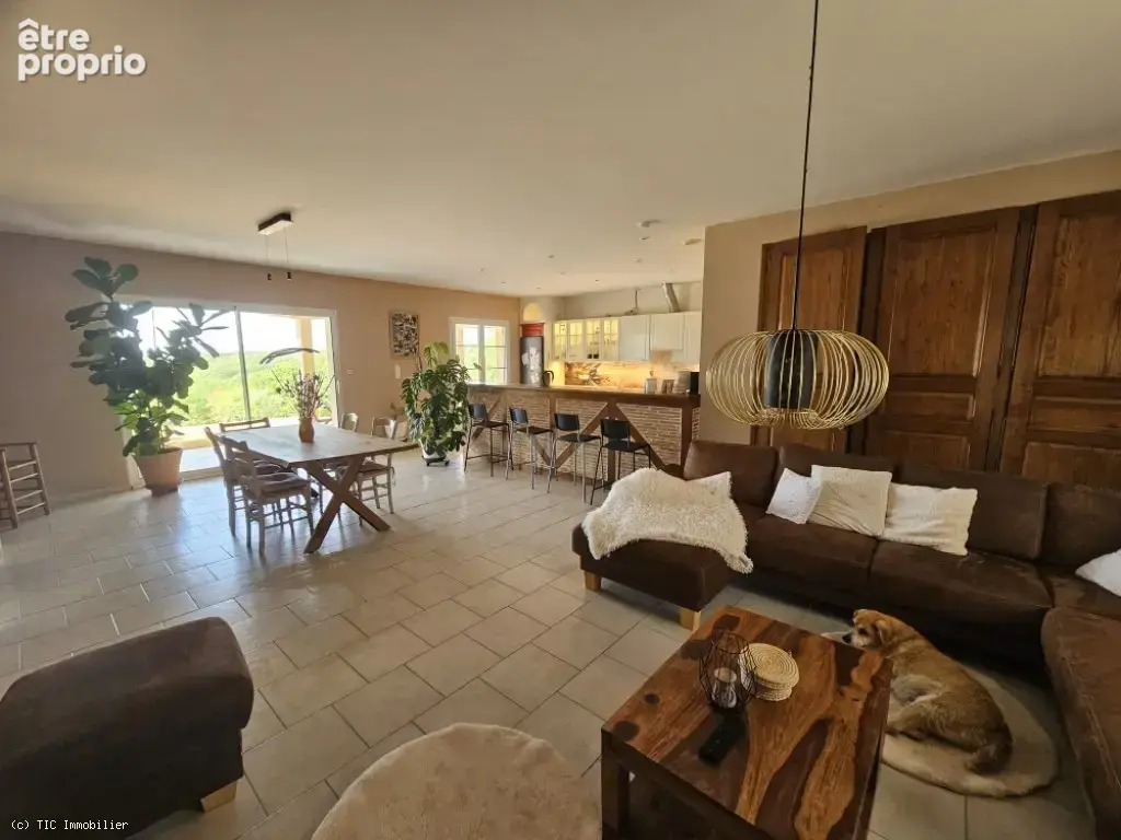 Maison Exceptionnelle avec Petite Equestre, Prairie Clôturée, Grand Terrain et Vues Magnifiques ! - photo 7