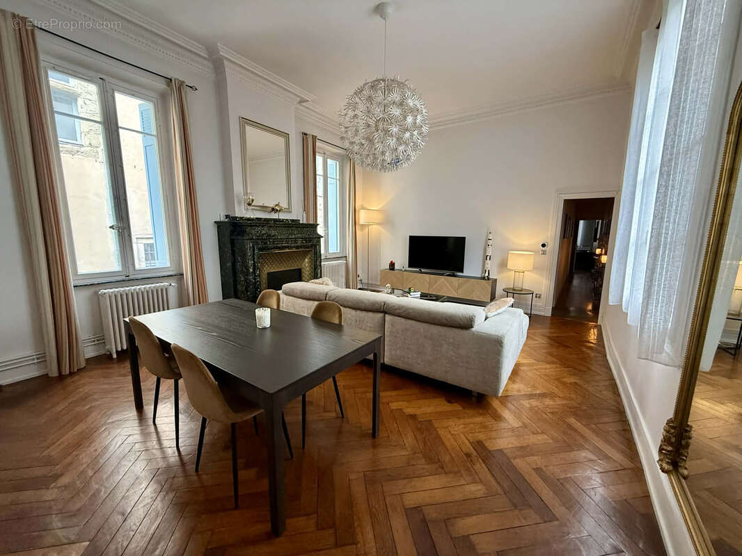 Appartement à CARCASSONNE