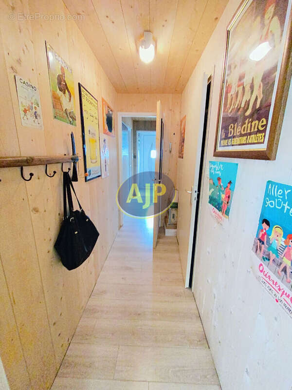 Appartement à HOURTIN