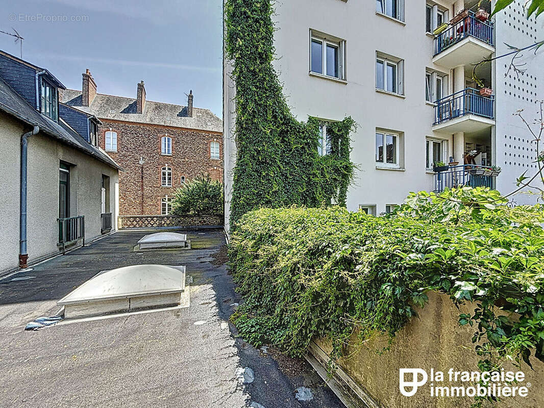 Appartement Rennes - Centre-ville - Studio - 1 pièce - 17.49m² - Place Hoche - photo 6