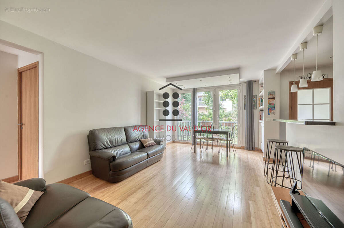 Appartement à RUEIL-MALMAISON