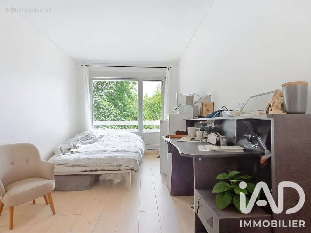 Photo 8 - Appartement à LE PLESSIS-TREVISE