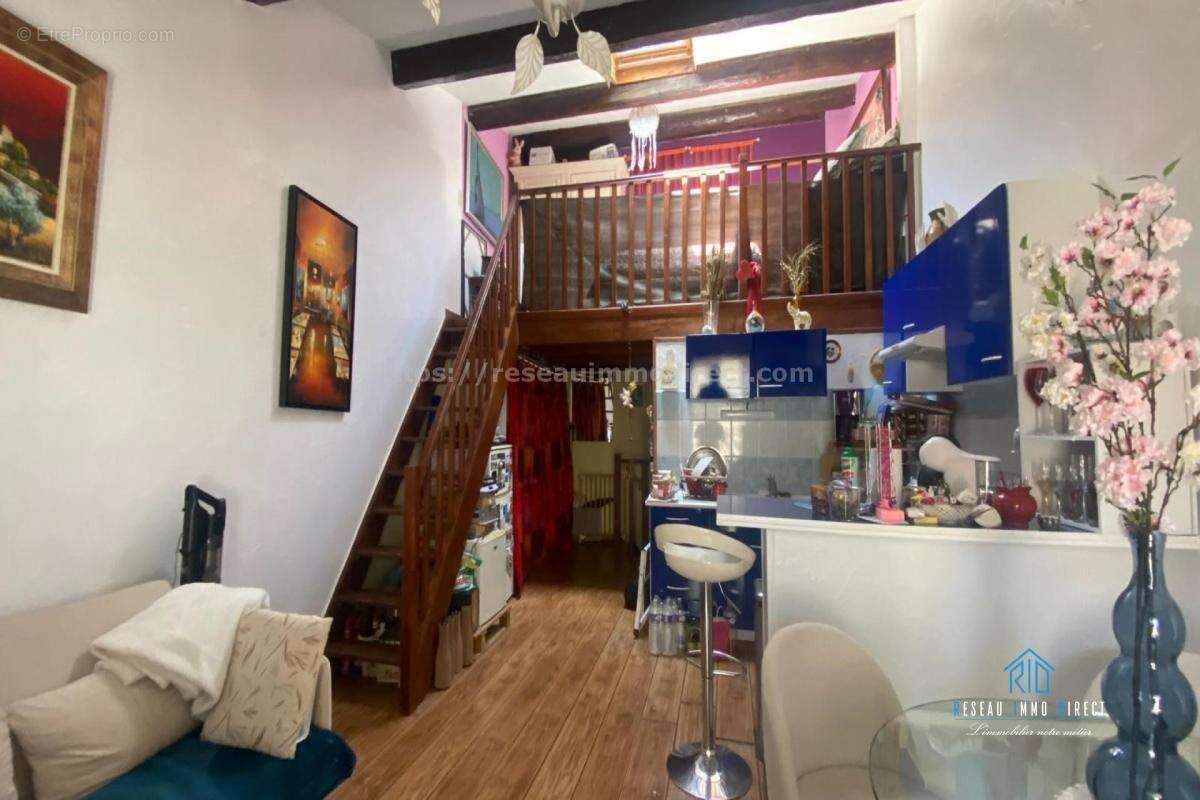 Appartement à FREJUS