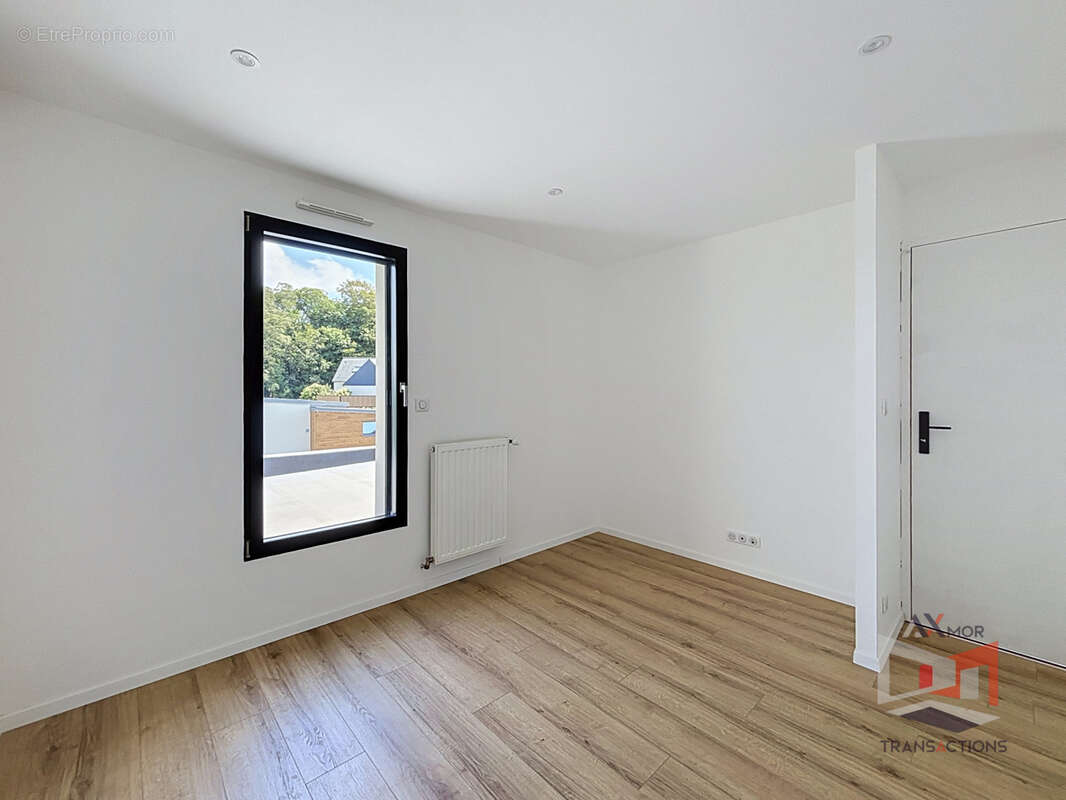 PLEUMEUR-BODOU : Maison contemporaine avec vue dégagée - au calme - photo 8