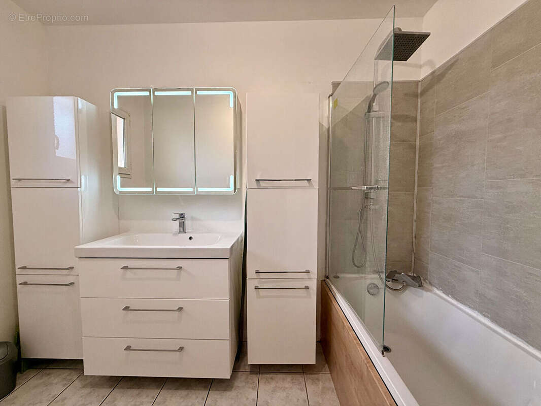 Maison à ROGERVILLE