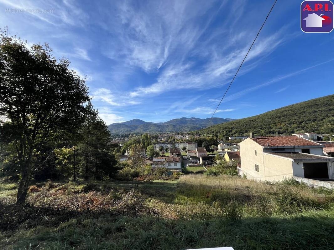 Terrain à LAVELANET