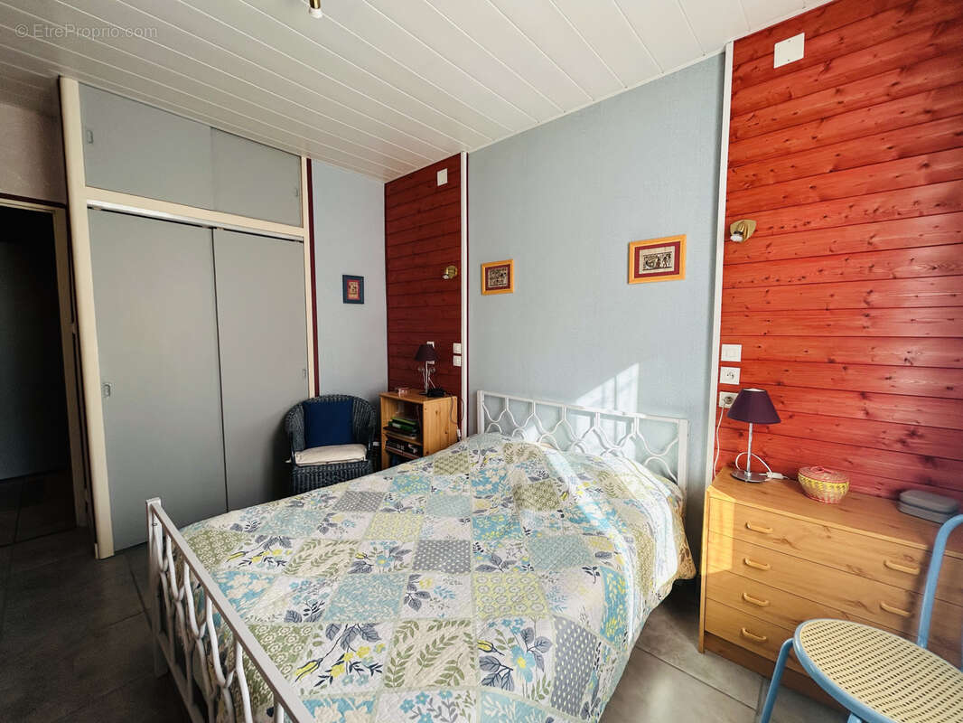 Maison à SAINT-LAURENT-DE-CERDANS