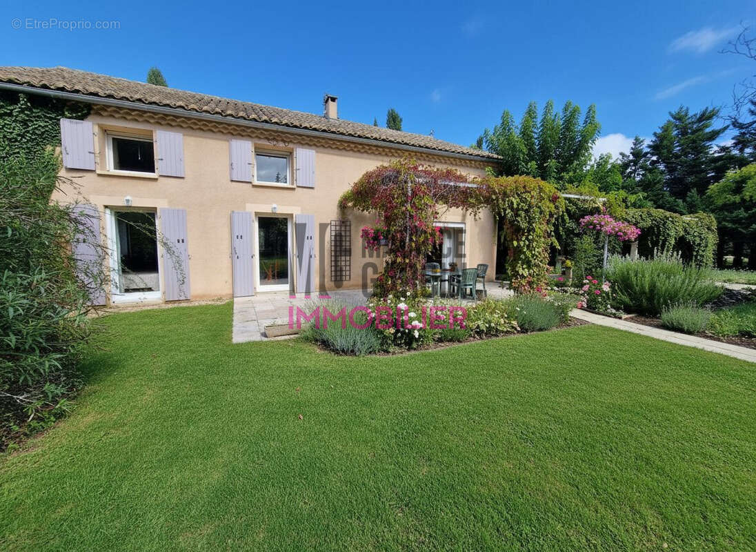 Maison à LAGNES