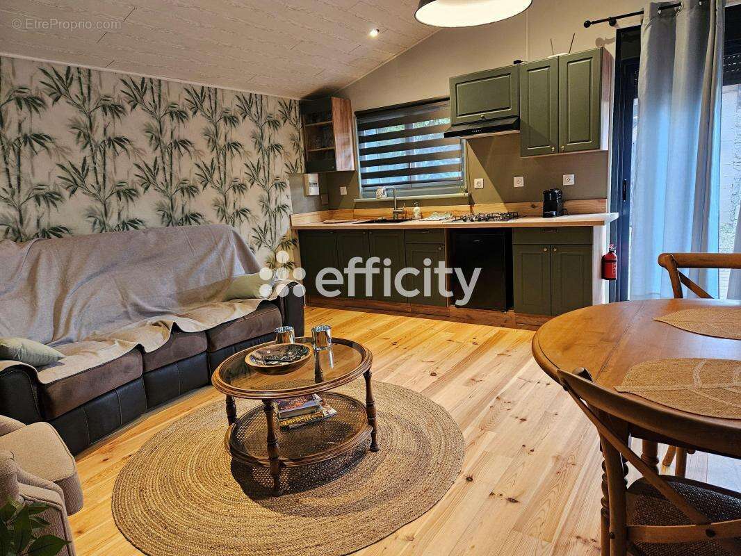 Maison à LA ROCHETTE