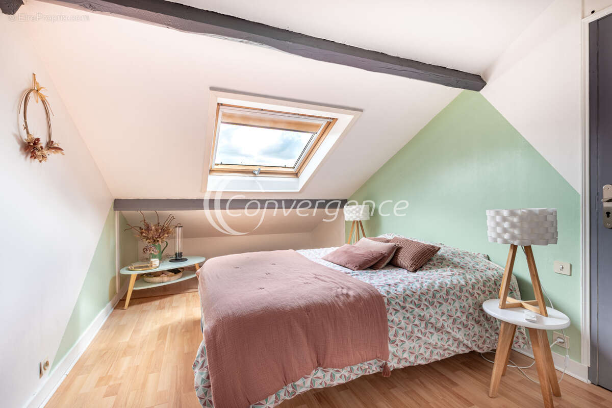 Appartement T4- duplex- hyper centre - photo 11
