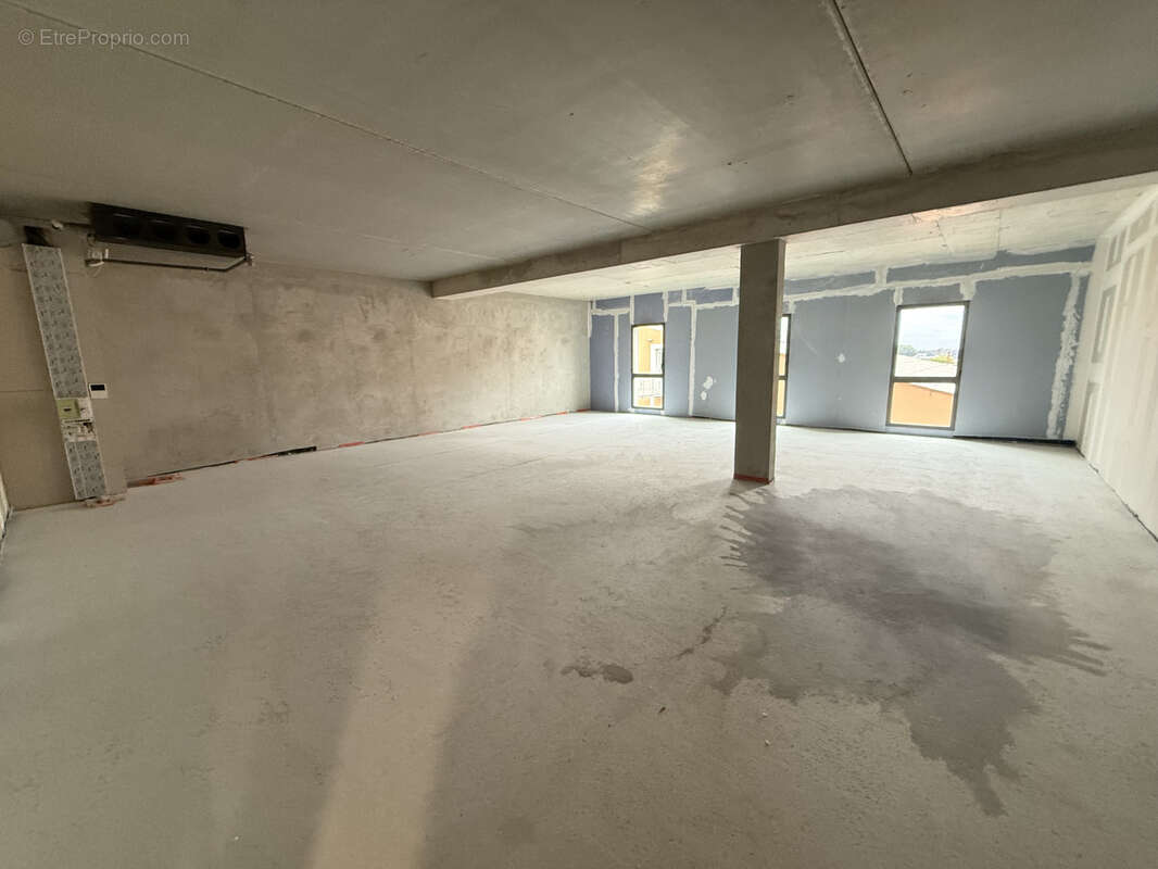 Commerce à SANARY-SUR-MER