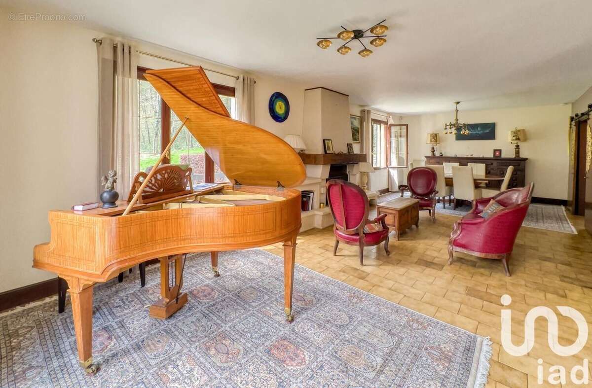 Photo 5 - Maison à CUISE-LA-MOTTE