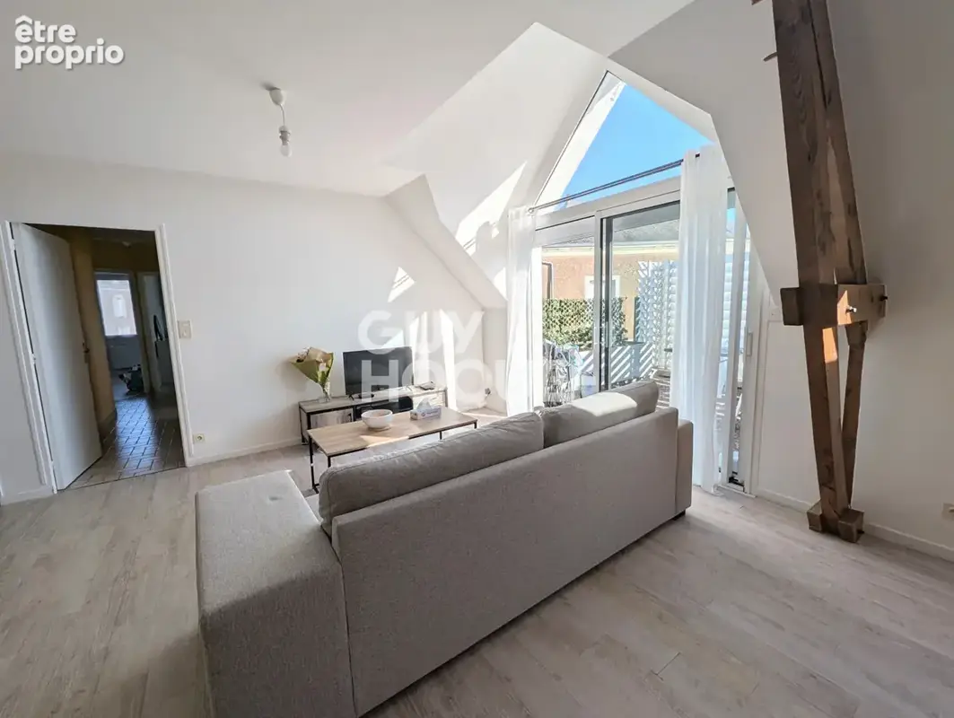 Appartement à CHEMAZE