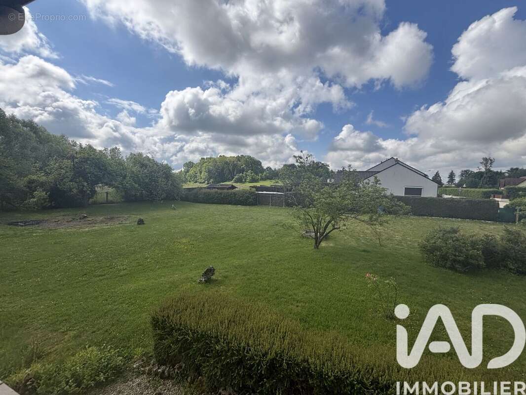 Photo 3 - Maison à ISLE-AUMONT