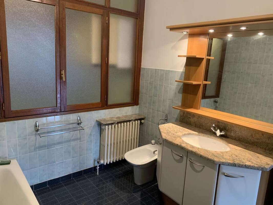 Appartement à ECHIROLLES