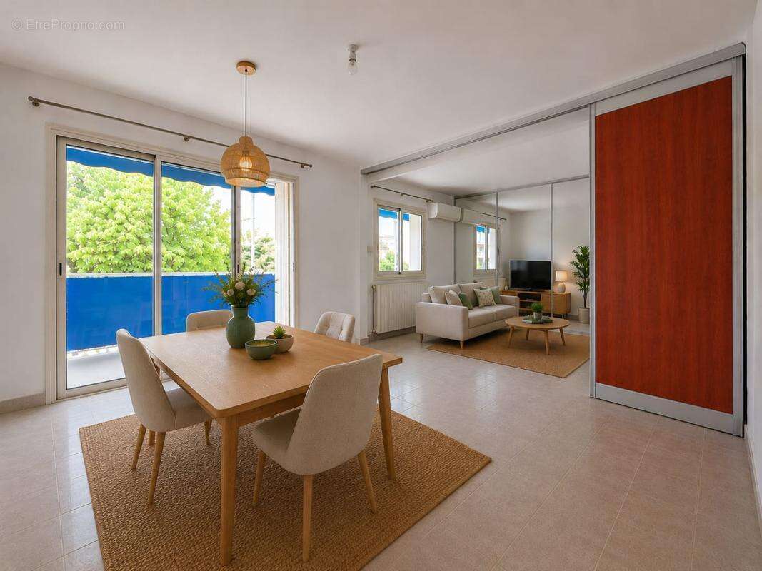 Appartement à SIX-FOURS-LES-PLAGES