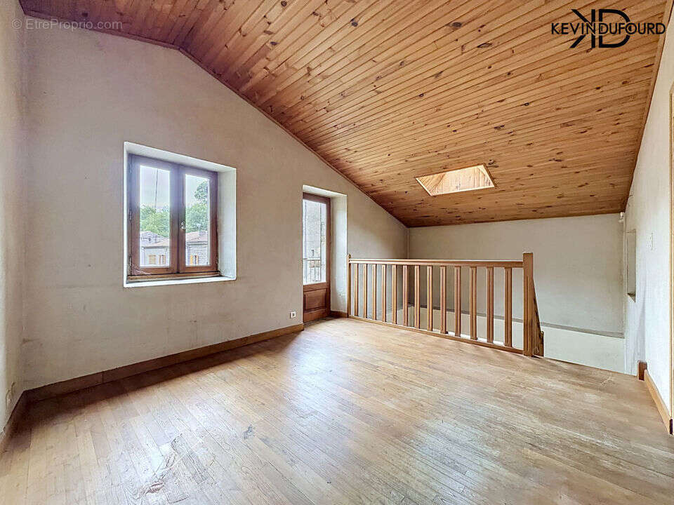 Maison à LA SOUCHE