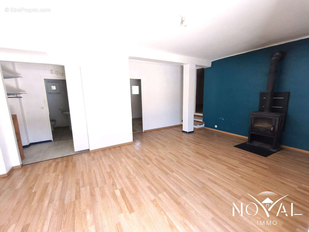 Appartement à SERANON