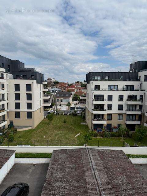 Appartement à ROSNY-SOUS-BOIS
