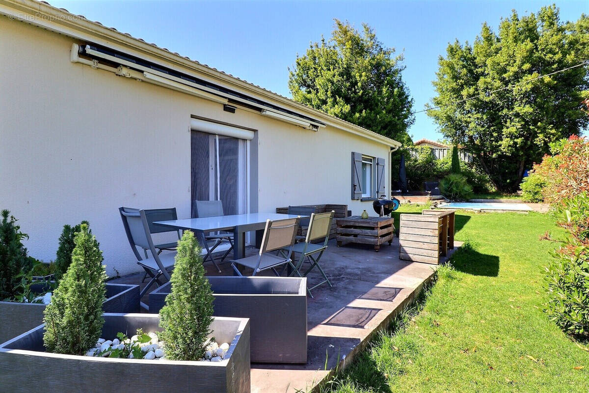 Maison à SADIRAC