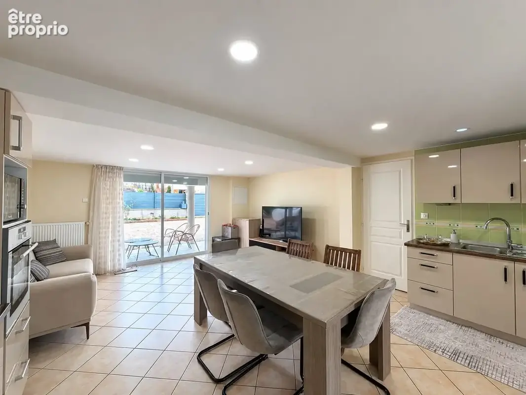 Maison 6 pièces 147 m² à vendre à Balan (01360) - photo 8
