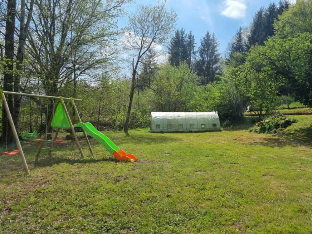 Maison à GRANDVILLERS