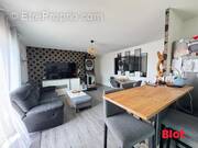 Appartement à SAINT-ERBLON