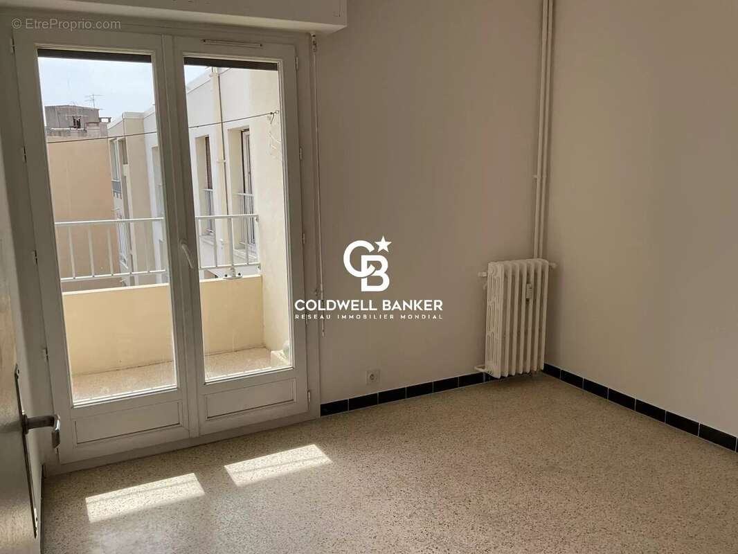 Appartement à HYERES