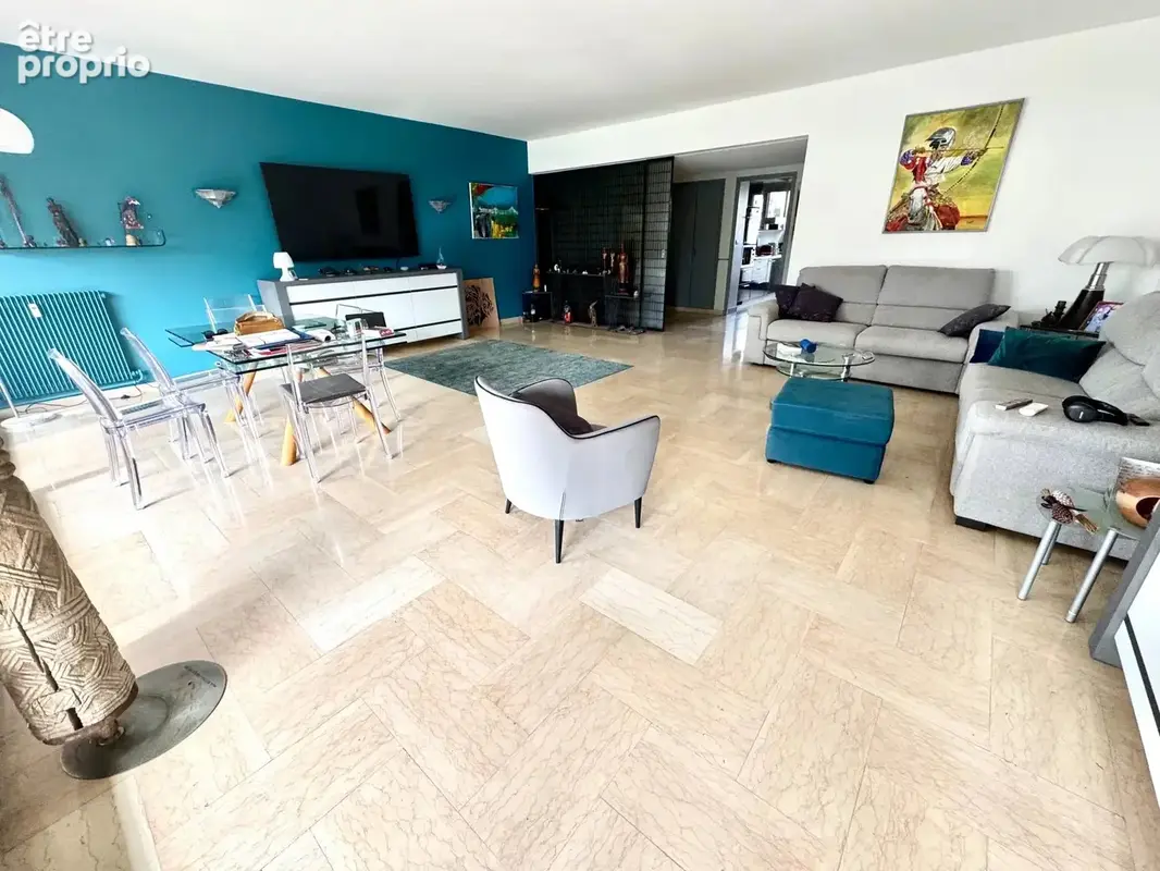 Cannes Vente vaste appartement 3 pièces proche centre - photo 5