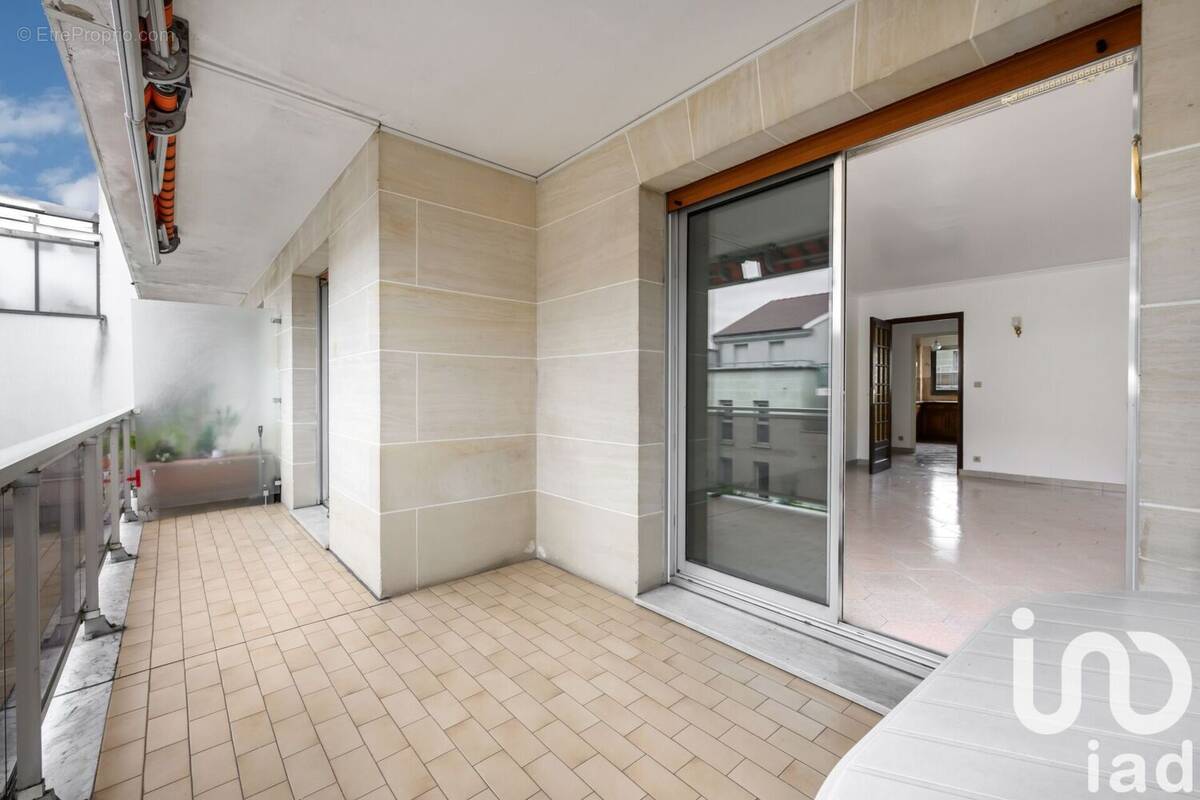 Photo 1 - Appartement à NEUILLY-PLAISANCE