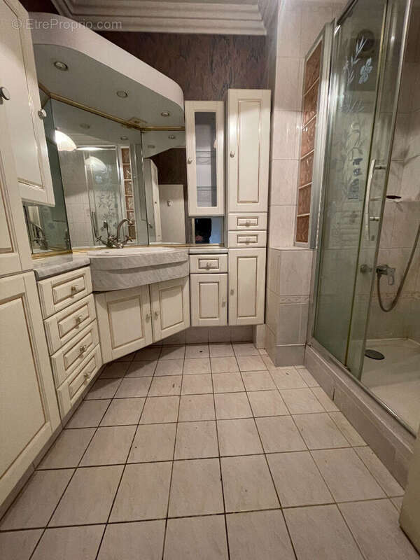 Appartement à SAINT-GRATIEN