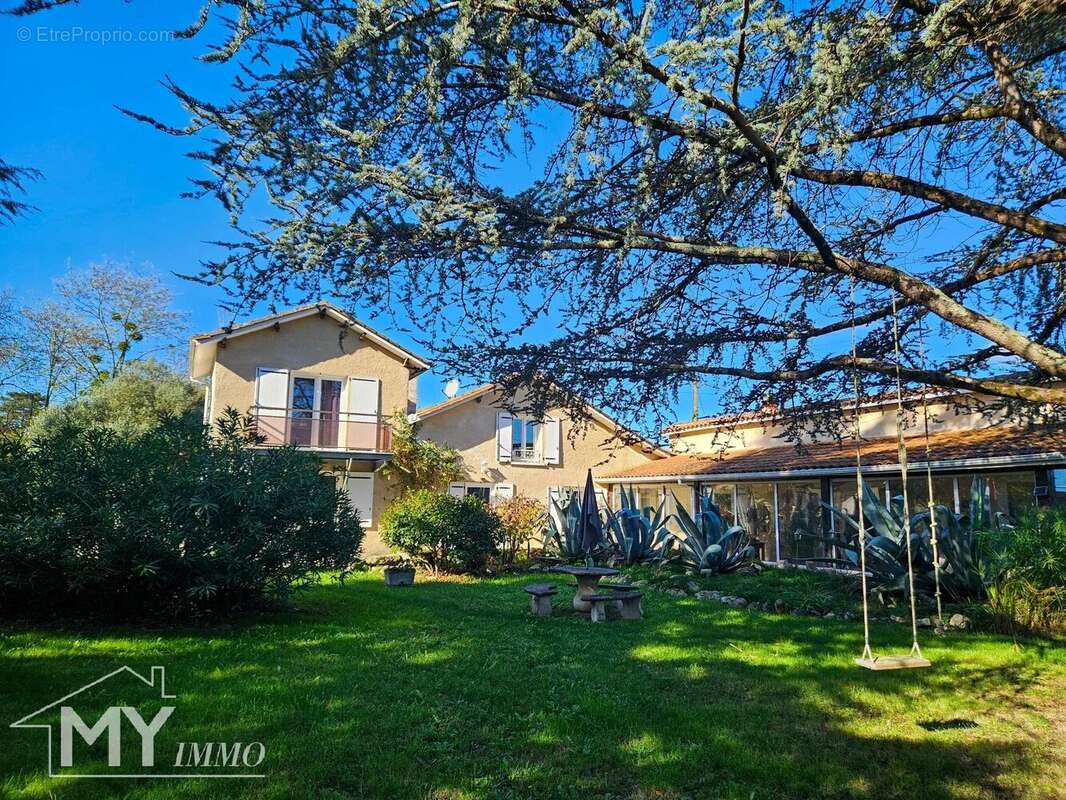 Maison à SAINT-AVIT-SAINT-NAZAIRE