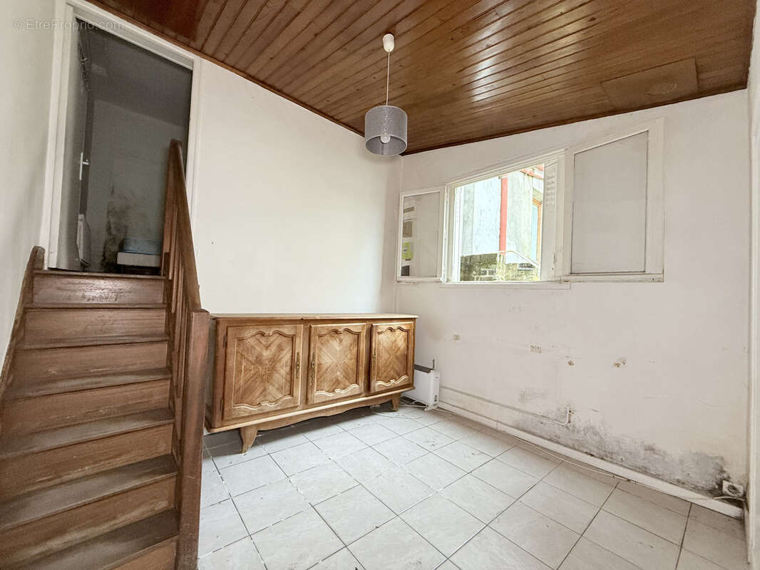 Autre à RUEIL-MALMAISON