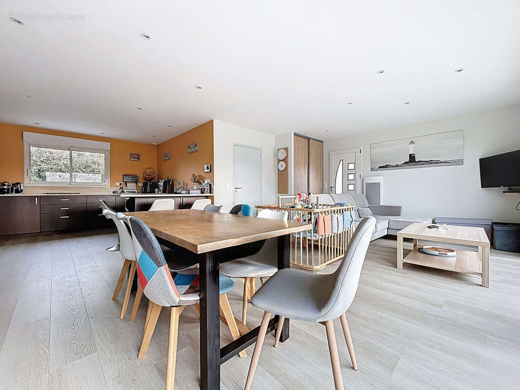 Maison à GOUVILLE-SUR-MER