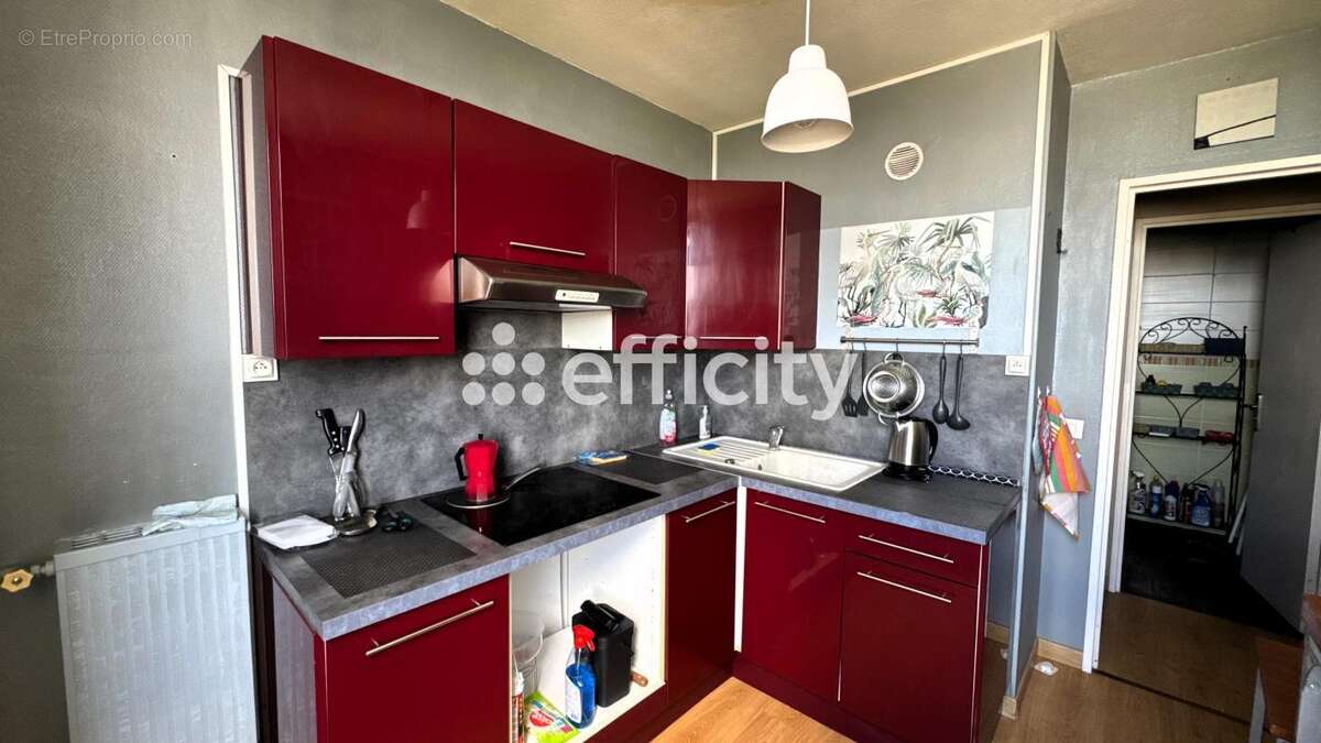 Appartement à MONS-EN-BAROEUL