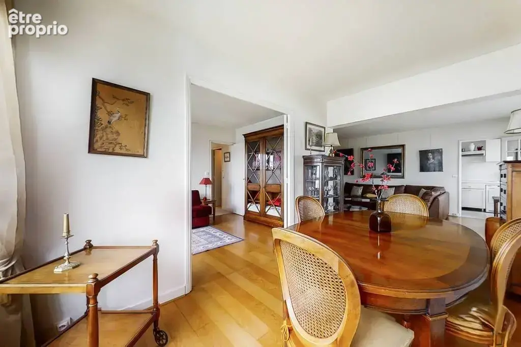 Paris 13°, au pied du metro les olympiades, superbe appartement de  4 p 82 m2 - photo 3