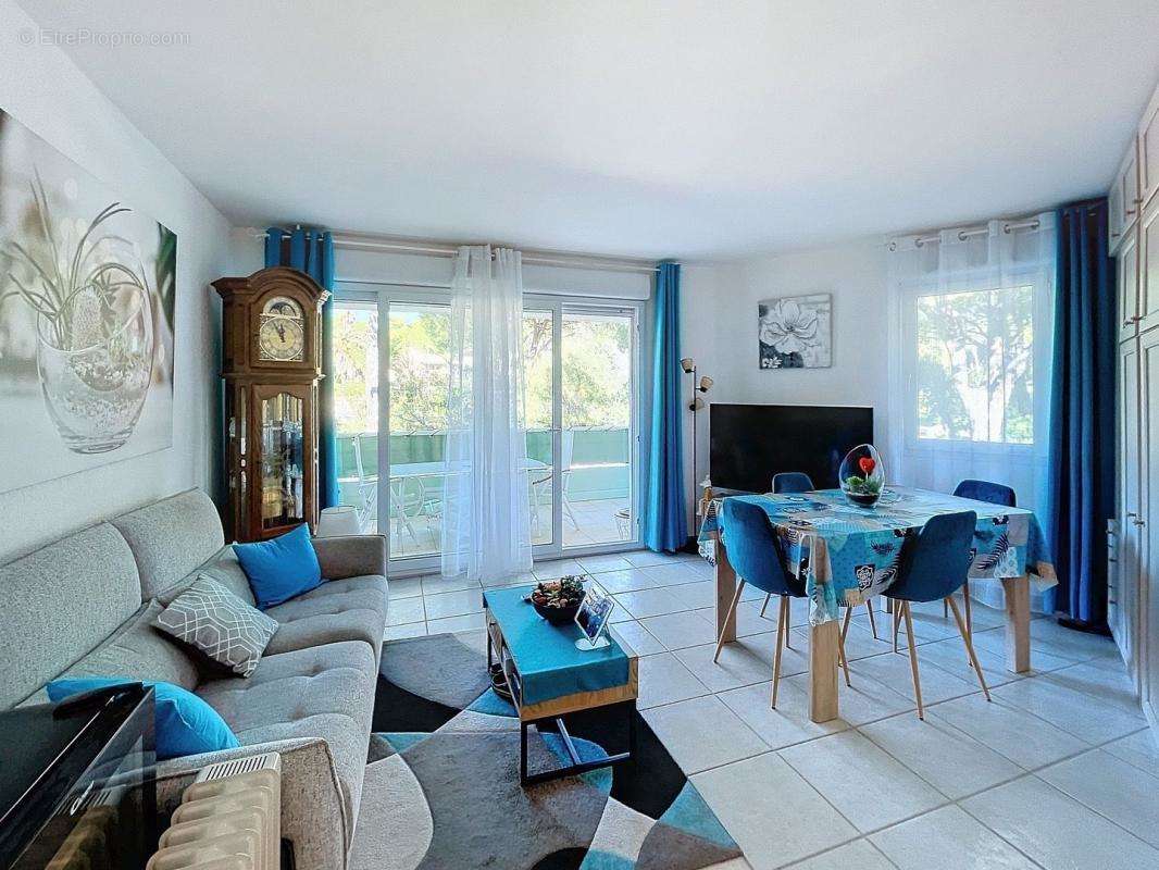 Appartement à SAINT-RAPHAEL